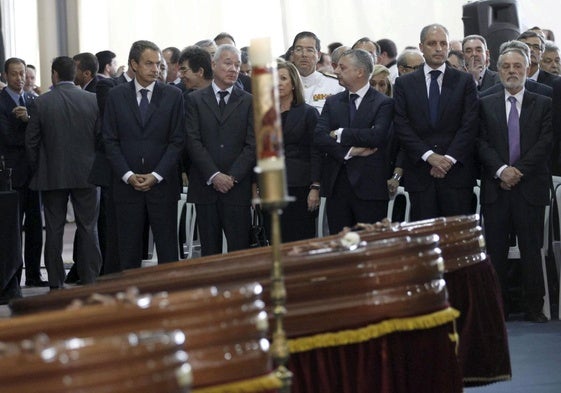 José Luis Rodríguez Zapatero, en el funeral de las víctimas del terremoto de Lorca en 2011.