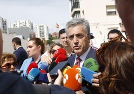 El exdirector general de la Guardia Civil en un acto en Algeciras en mayo pasado.