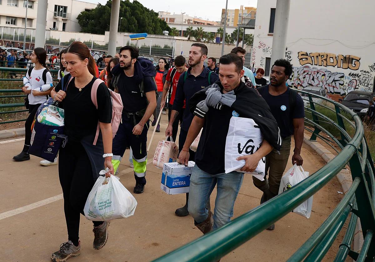 Una pasarela entre dos mundos en Valencia