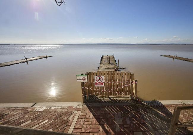 La Albufera valenciana, tras la inundación provocada por la DANA.