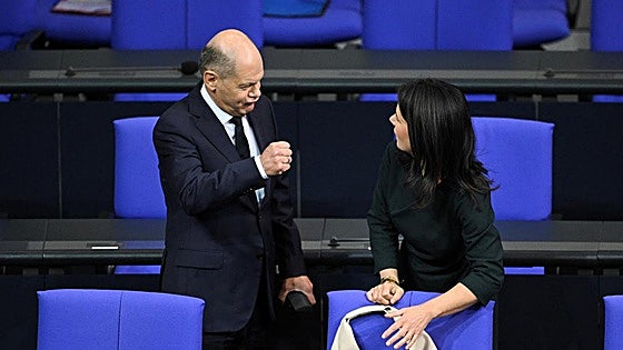 Scholz quiere aguantar hasta marzo pero la oposición le exige elecciones
