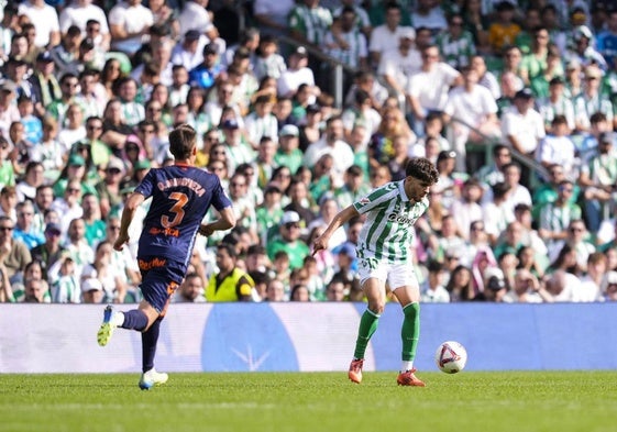 Bartra rescata al final un punto para el Betis ante el Celta