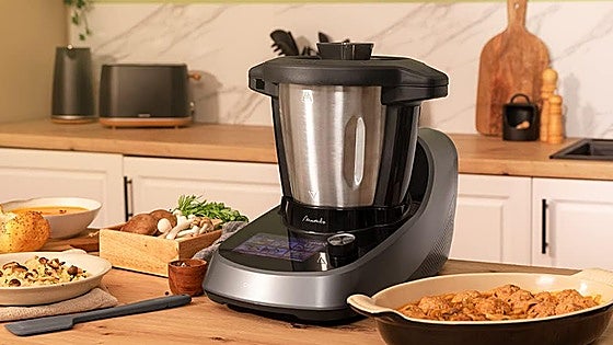 Más allá de la Thermomix: Este es el robot de cocina del que todos hablan