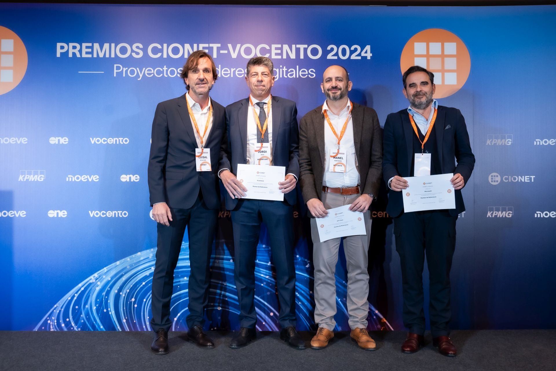 Finalistas y premiados de la cuarta edición de los Premios CIONET Vocento.