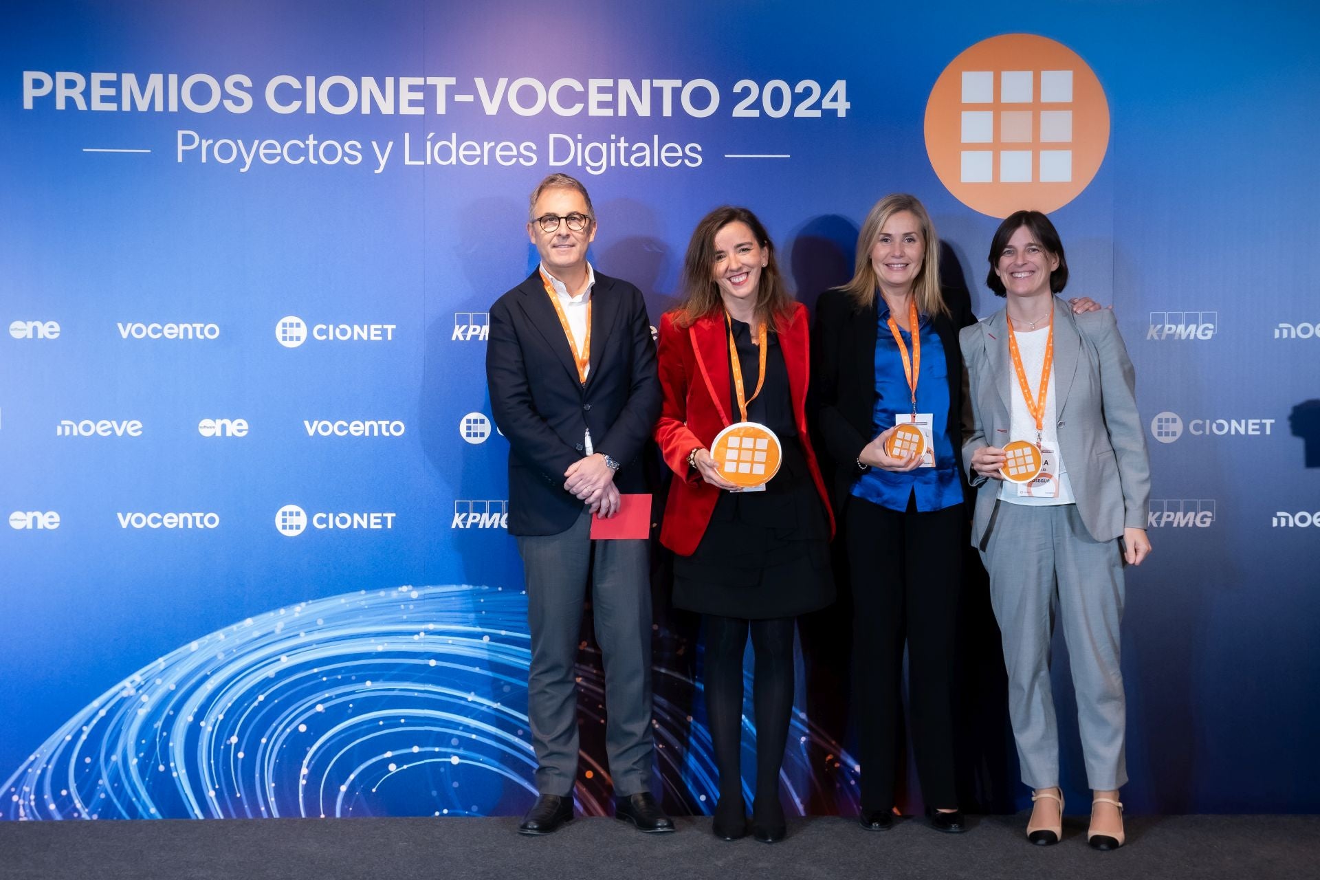 Finalistas y premiados de la cuarta edición de los Premios CIONET Vocento.