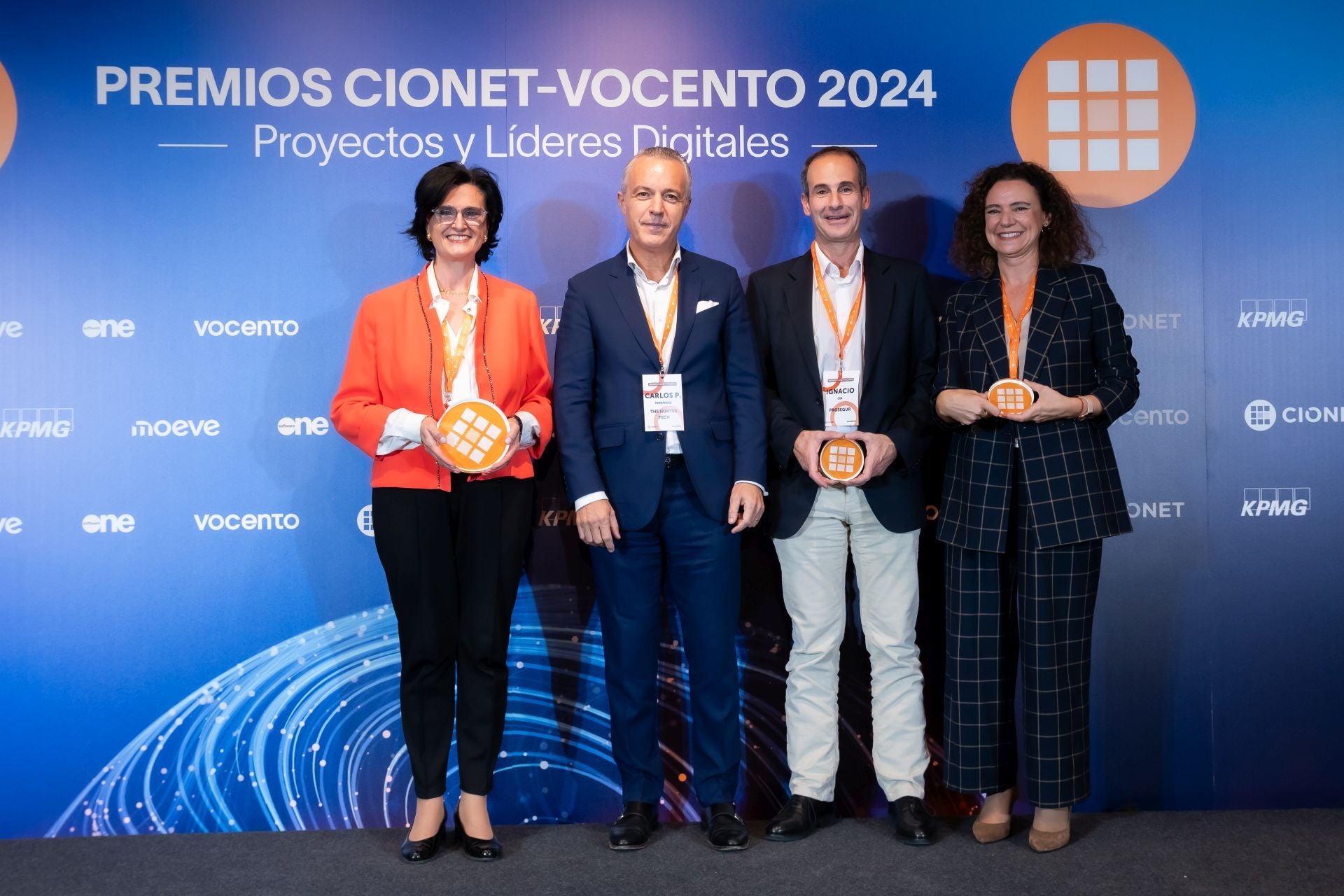 Finalistas y premiados de la cuarta edición de los Premios CIONET Vocento.