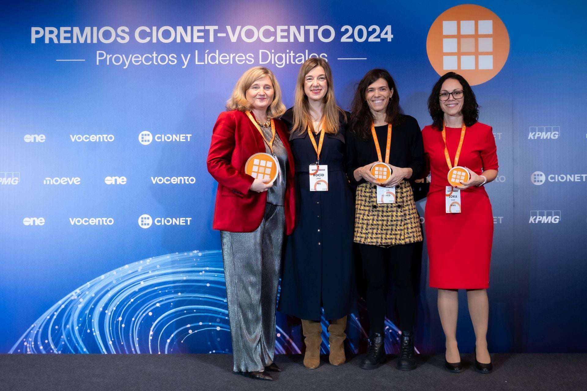 Finalistas y premiados de la cuarta edición de los Premios CIONET Vocento.