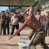 Los soldados norcoreanos descubren el porno en las trincheras de la guerra de Ucrania