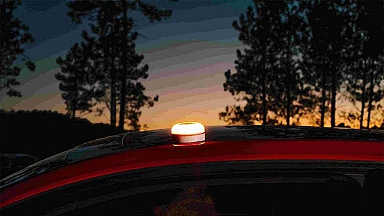 Cómo hay que usar las luces de emergencia V-16