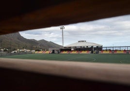 Suspendido un partido en Tenerife por gritos de «golfa» y «puta» a la árbitra