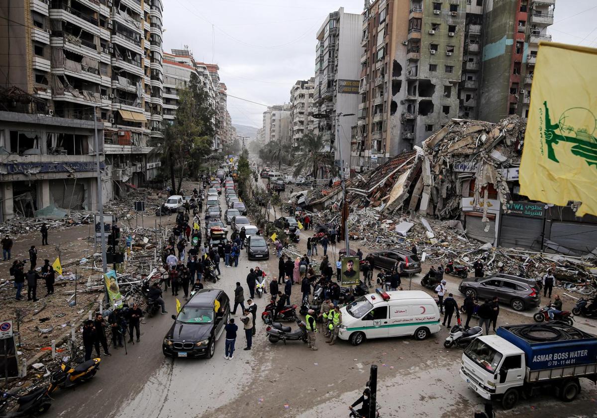 El regreso de desplazados colapsó el tráfico en los suburbios del sur de Beirut.