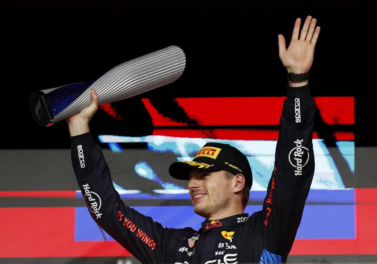 Max Verstappen celebra su victoria en el Gran Premio de Catar.