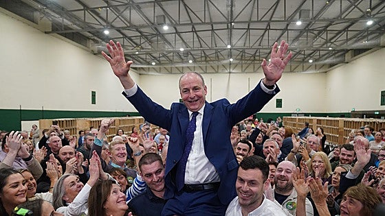 El Fianna Fáil vuelve a ganar en Irlanda y quiere repetir coalición con el Fine Gael
