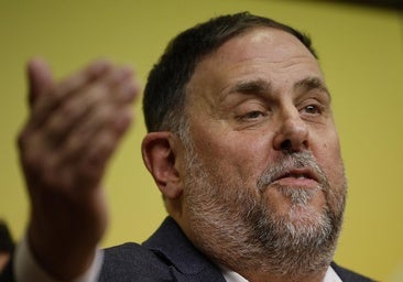 Junqueras se abre a convocar una consulta para revisar el pacto con los socialistas