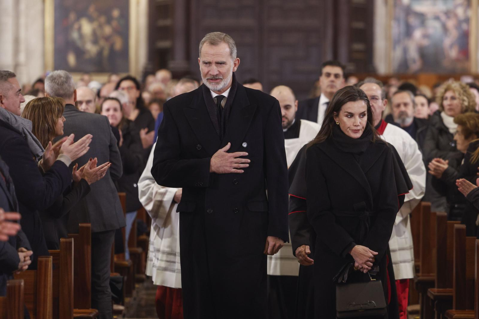 En directo: Valencia celebra un funeral por los muertos en la DANA