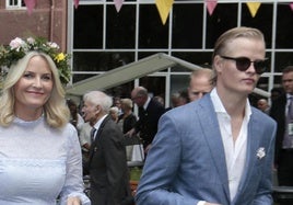 La princesa Mette-Marit junto a su hijo Marius Borg.