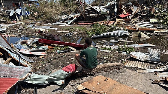 Francia teme una «crisis sanitaria» tras el devastador paso del ciclón 'Chido' en Mayotte