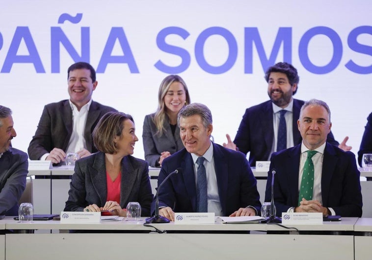 Alberto Núñez Feijóo, líder del Partido Popular, presidiendo la Junta Directiva Nacional, en Génova