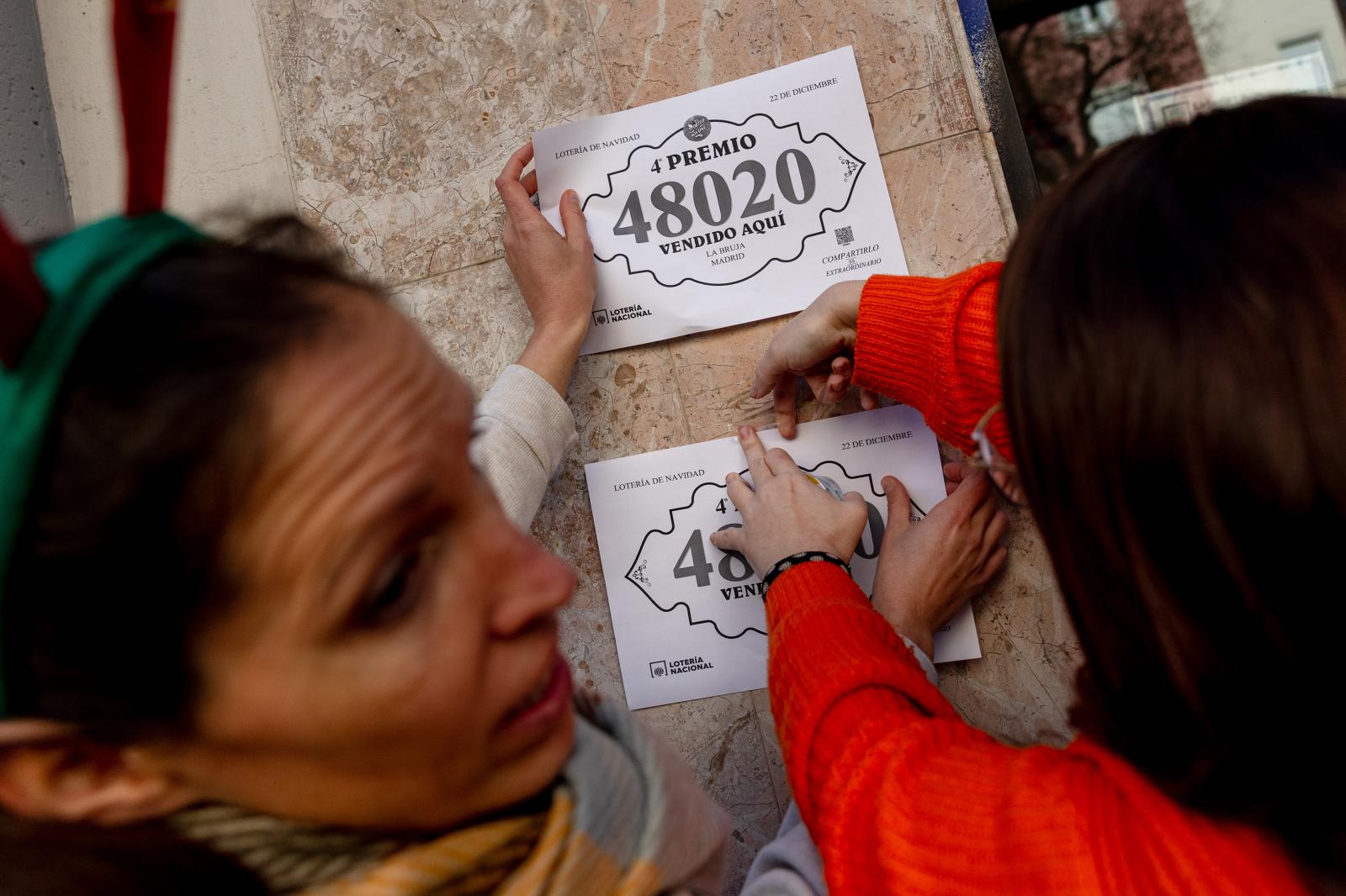 Administración de la calle Colombia, 12, en Madrid, que ha vendido el número 48.020