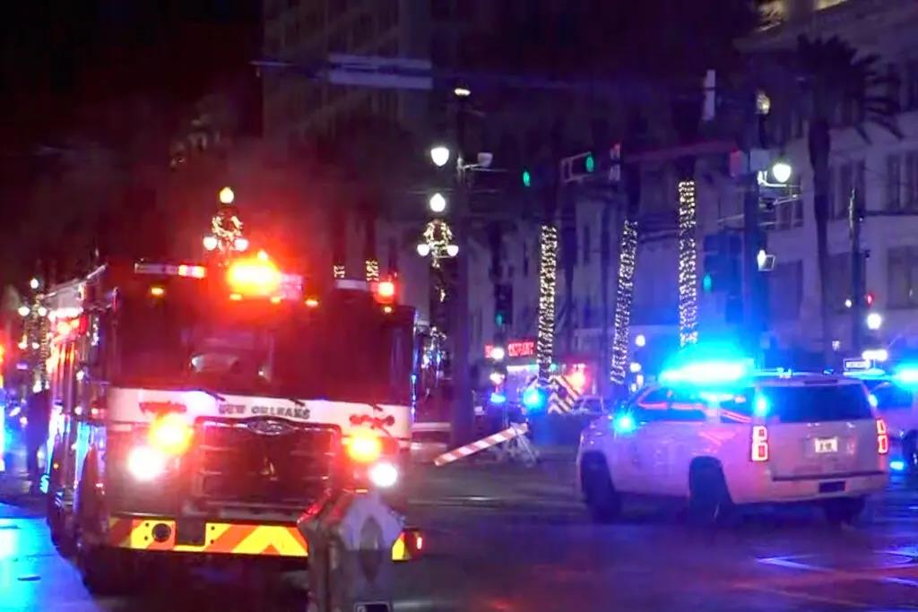 New Orleans'taki büyük araba kazasında en az 10 ölü ve 30 yaralı