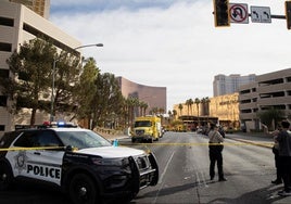 Un Tesla de Elon Musk explota junto al hotel de Trump en Las Vegas y se abre una investigación