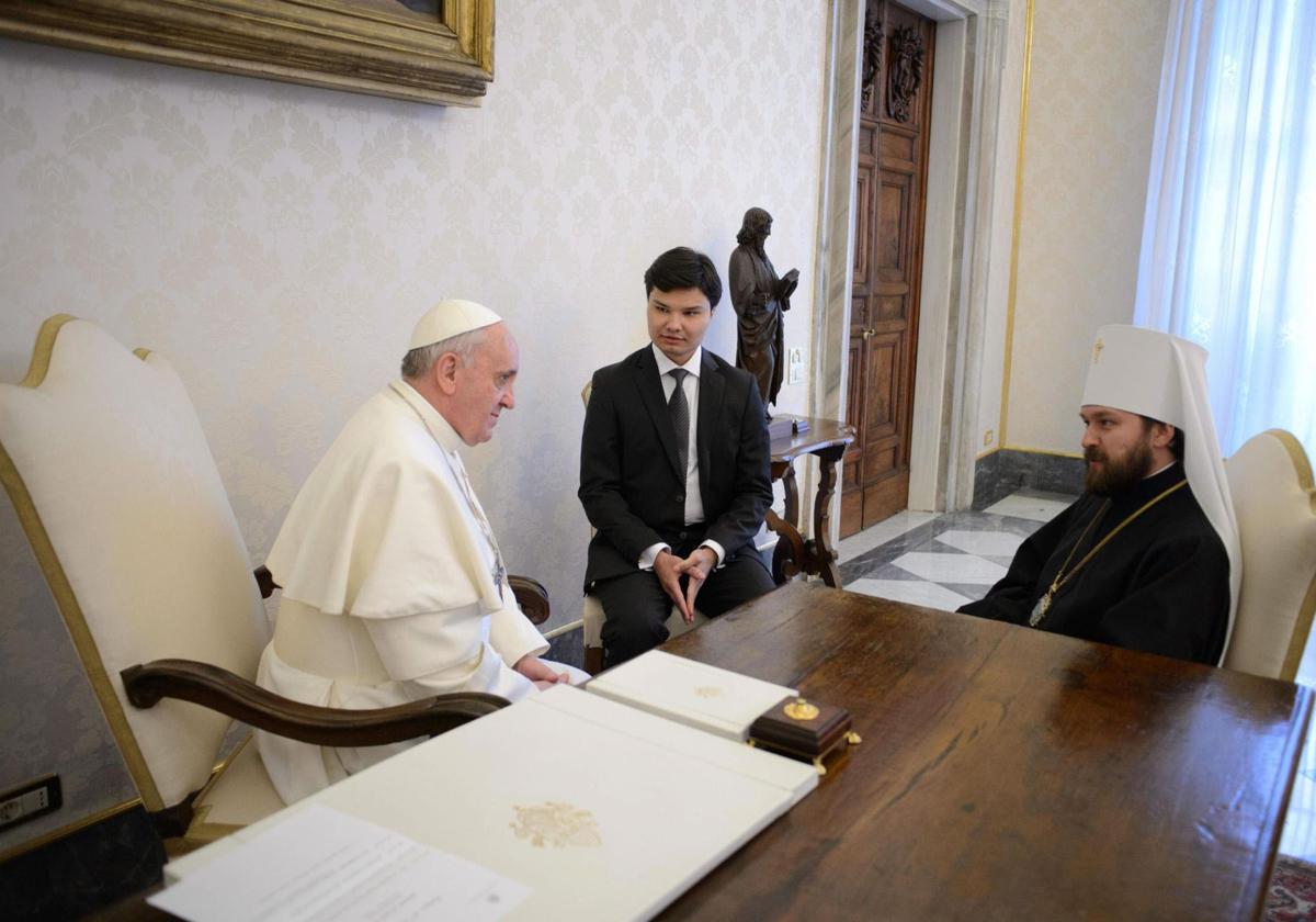 El Papa Francisco recibió a Hilarion Alfeyev en 2013.