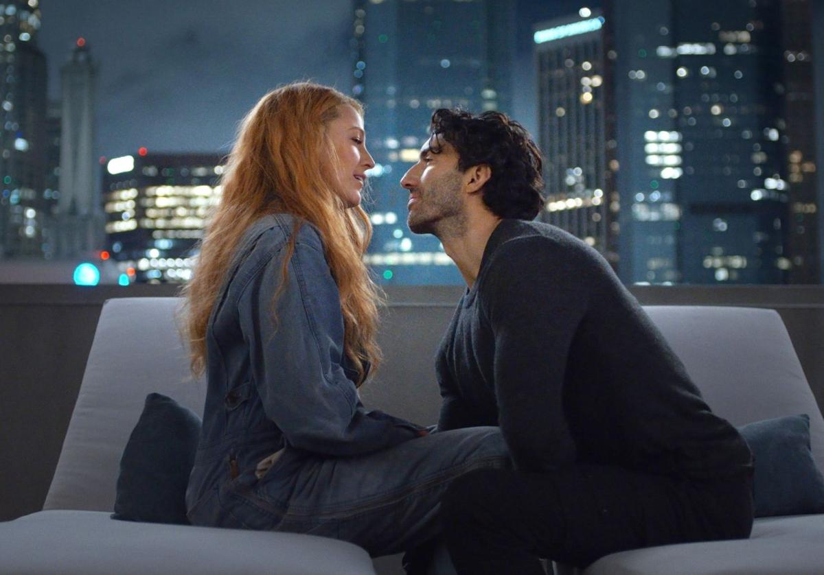 Los actores Blake Lively y Justin Baldoni en una escena de la película 'Romper el círculo'.