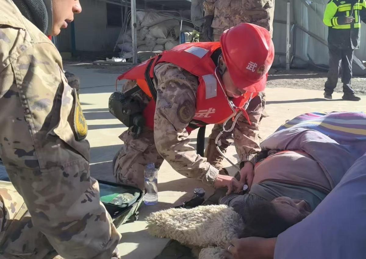 Imagen secundaria 1 - Al menos 95 muertos tras un terremoto de magnitud 6,8 en Tíbet