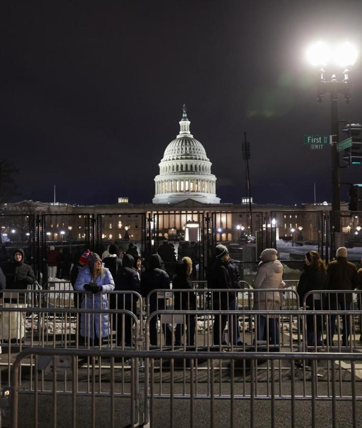 Imagen secundaria 2 - Carter vuelve al Capitolio