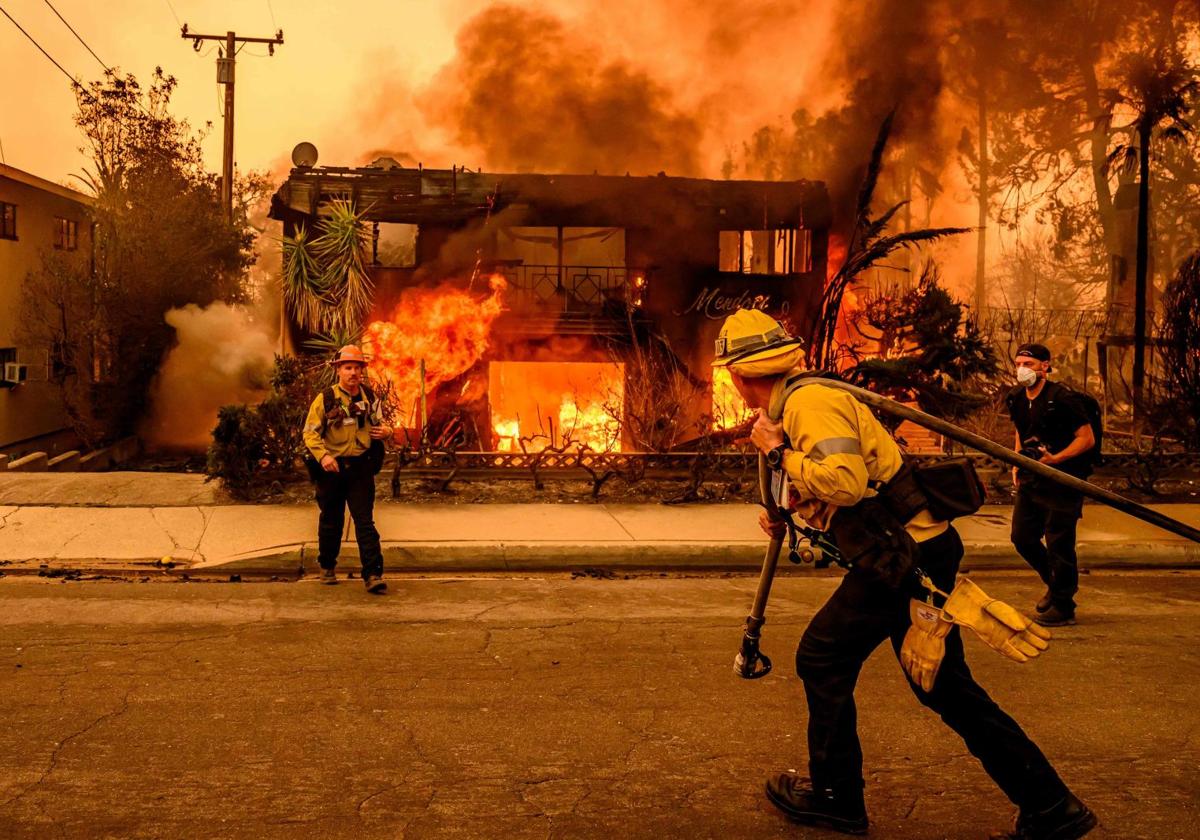 Los Ángeles desaparece bajo el fuego | El Diario Vasco