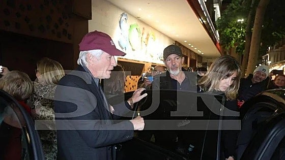 Richard Gere, invitado por Antonio Banderas para ver 'Gypsy' en Málaga