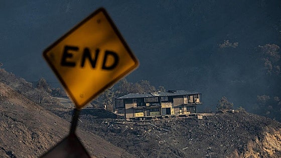 Los incendios agotan el agua en Los Ángeles