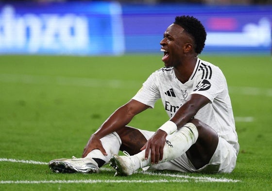 Vinicius, durante la semifinal de la Supercopa de España entre el Real Madrid y el Mallorca.