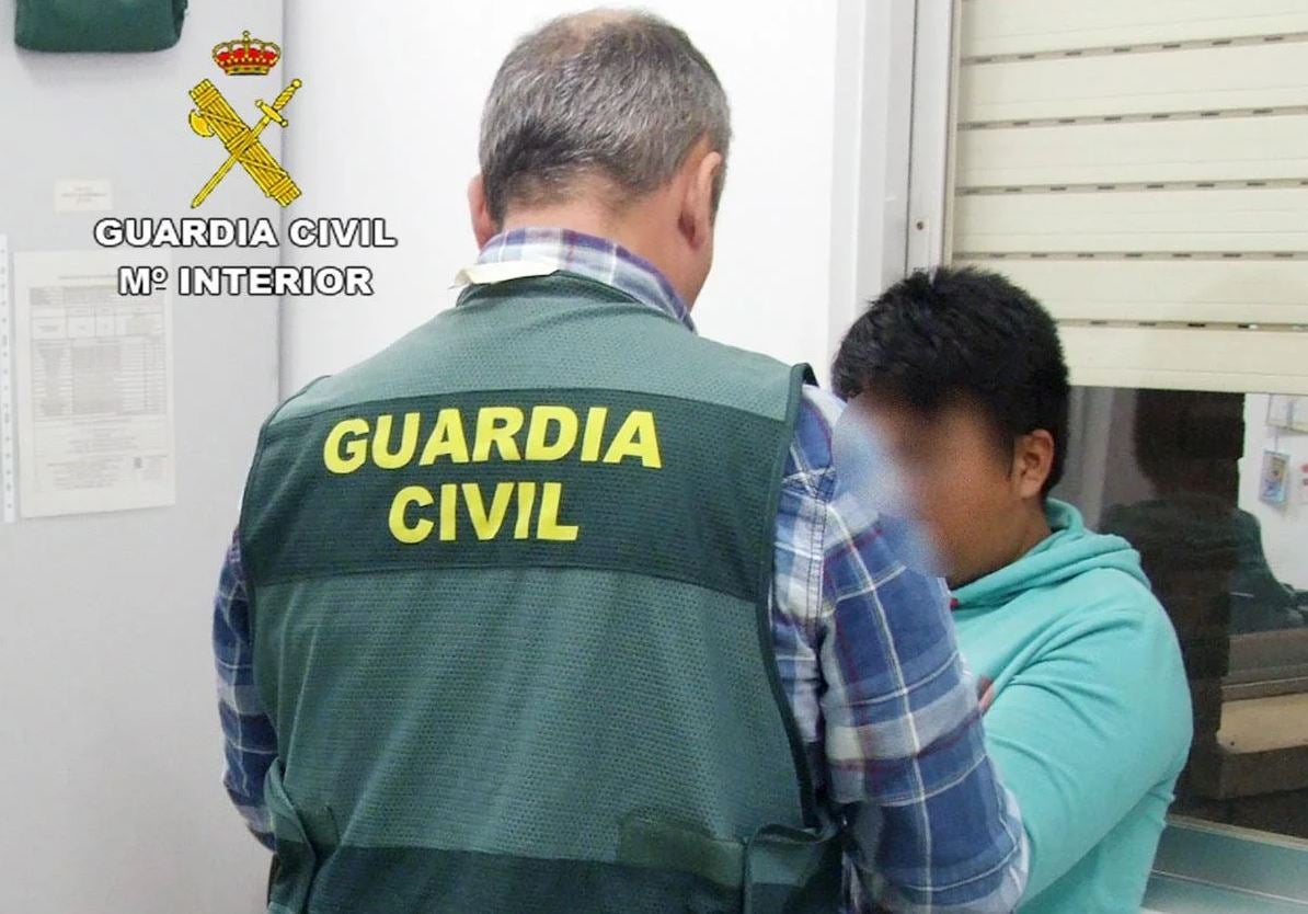 El presunto agresor, en el momento de su detención por la Guardia Civil.