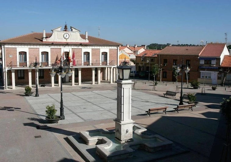 Imagen de archivo de la Plaza Mayor de Viana de Cega.