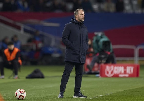 Hansi Flick, durante el partico copero ante el Betis.