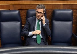 Félix Bolaños durante un pleno en el Congreso.