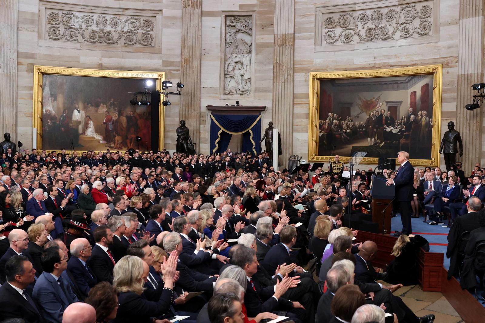 Donald Trump utilizó su primer discurso tras la toma de posesión para anunciar varios de sus proyectos.