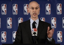 El comisionado de la NBA, Adam Silver.