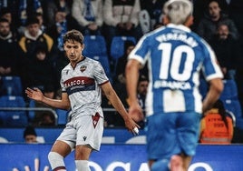 El Levante conquista Riazor y roza los puestos de ascenso directo