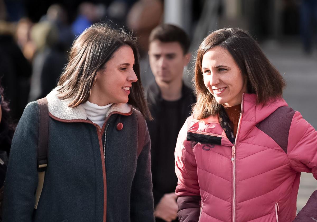 Las dirigentes de Podemos Irene Montero e Ione Belarra.