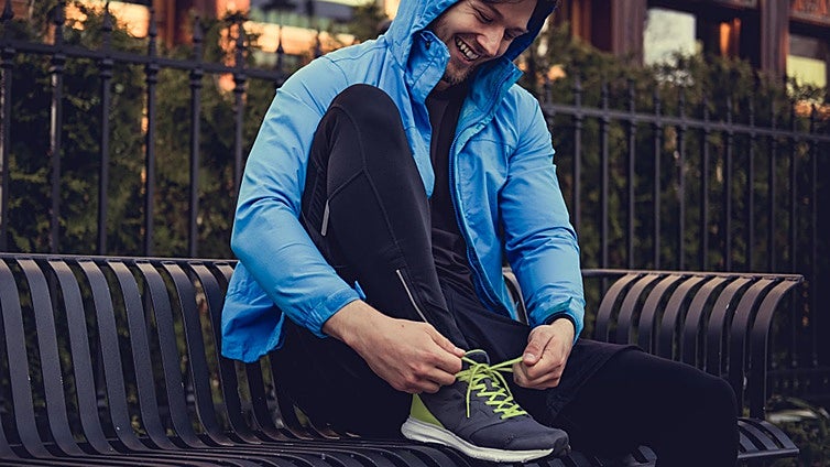 Skechers para hombre: Los modelos más vendidos y cómodos del mercado