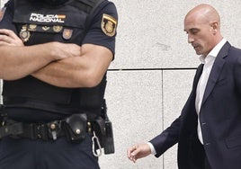 Luis Rubiales, tras prestar declaración en la Audiencia Nacional.