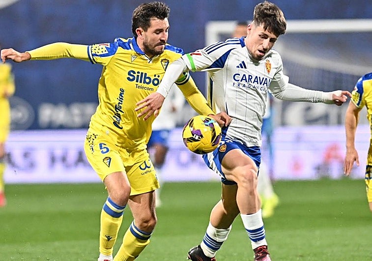Zaragoza y Cádiz siguen sin despegar tras un nuevo empate
