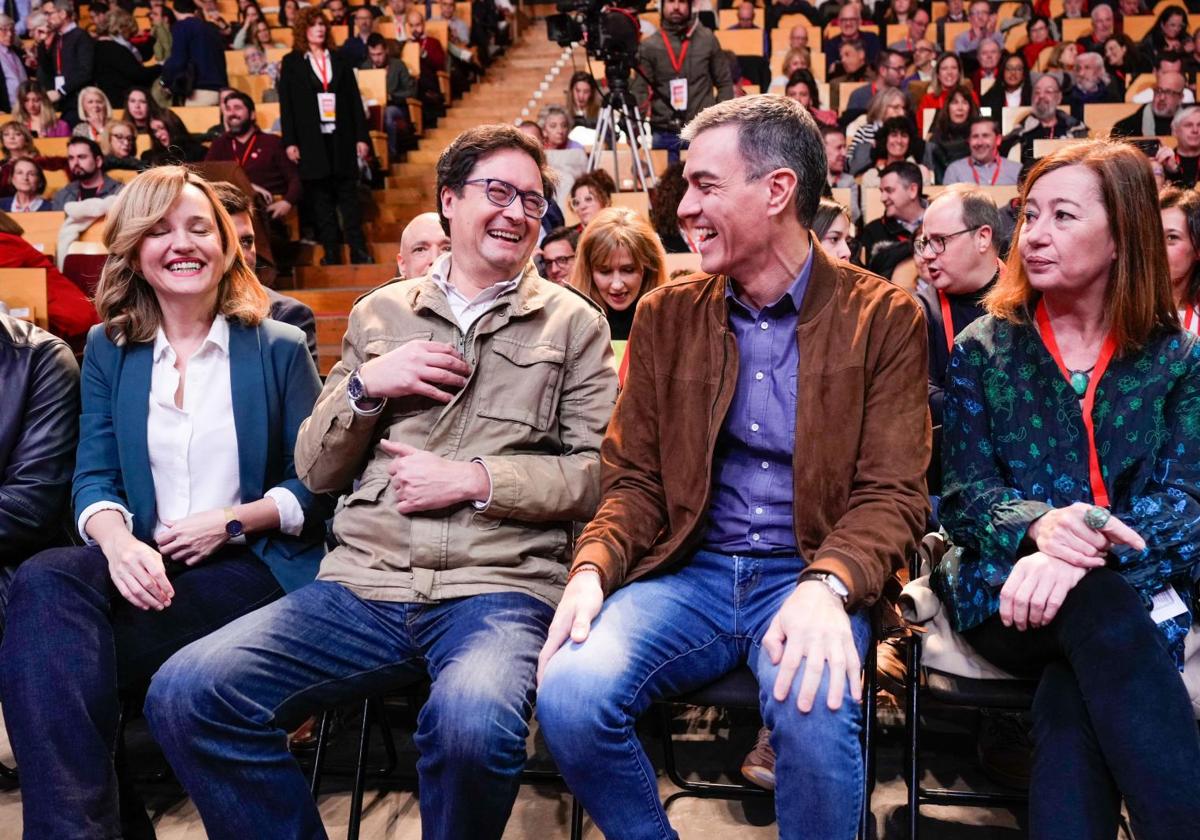 Pilar Alegría, Óscar López, Pedro Sánchez y Francina Armengol.