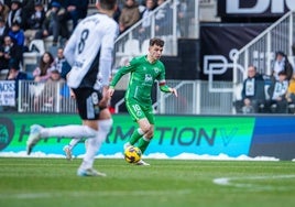 El Burgos toma distancia con el descenso y detiene al Racing