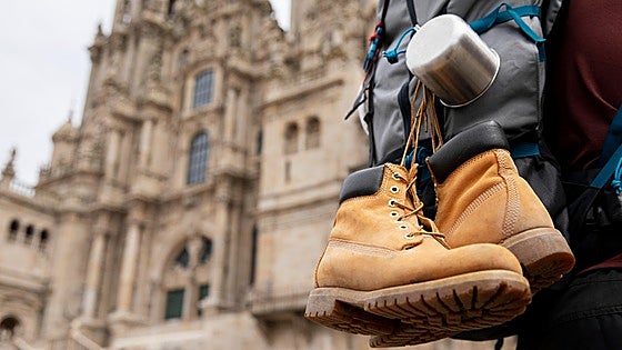 ¡Ultreia, peregrino! Cuida de tus pies con esta selección del mejor calzado para hacer el Camino de Santiago