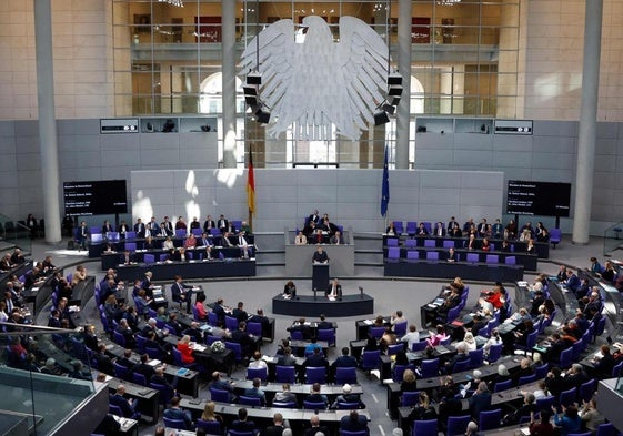 Vista del Parlamento alemán, que ha celebrado este martes su última sesión antes de las elecciones.