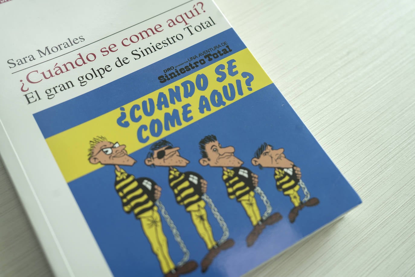 '¿Cuándo se come aquí?', el libro de Sara Morales en Efe Eme