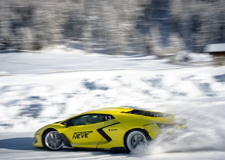 Imagen secundaria 1 - Lamborghini Accademia Neve, diez años de emoción y rendimiento en Livigno